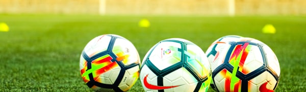 现代化流媒体直播大厅内部环境展示